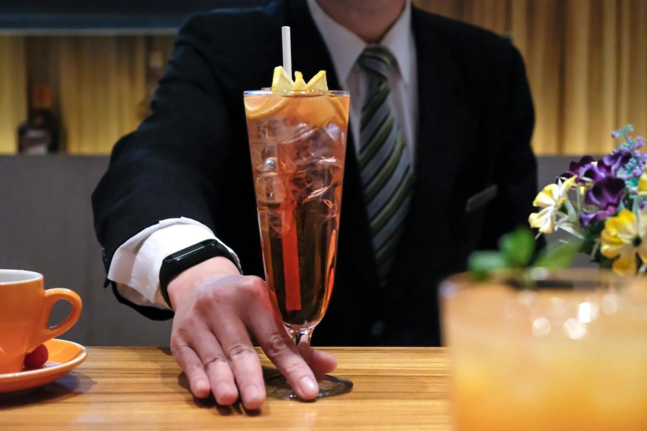 六国酒店